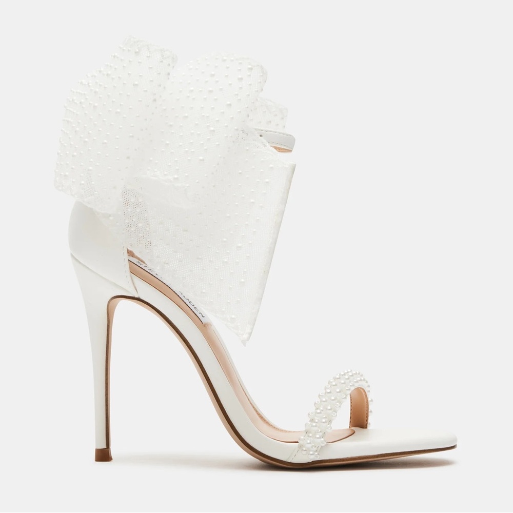 Steve Madden Benni White heels